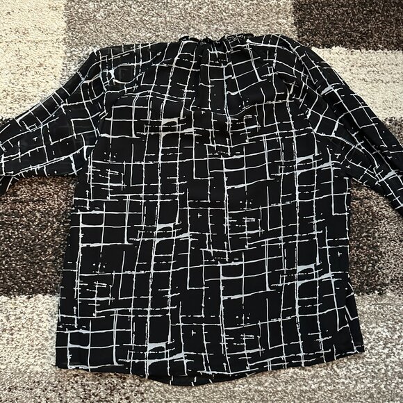 CALVIN KLEIN (L) Black White Geometric Print Chiffon Peasant Blouse Top Tie-Neck - Picture 11 of 12